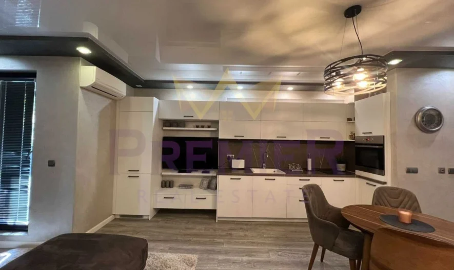 ТРИСТАЕН АПАРТАМЕНТ, ИДЕАЛЕН ЦЕНТЪР -  - снимка 6 - Имоти Премиер