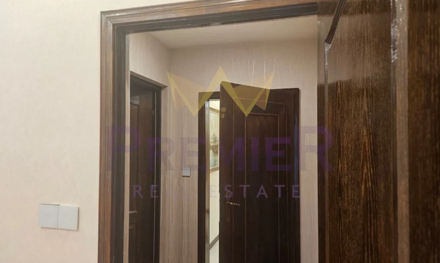 ТРИСТАЕН АПАРТАМЕНТ, ИДЕАЛЕН ЦЕНТЪР -  - снимка 8 - Имоти Премиер