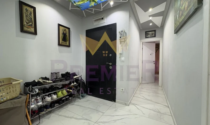 Тристаен апартамент – Изцяло обзаведен/Кайсиева градина – гр. Варна - - снимка 4 - Имоти Премиер