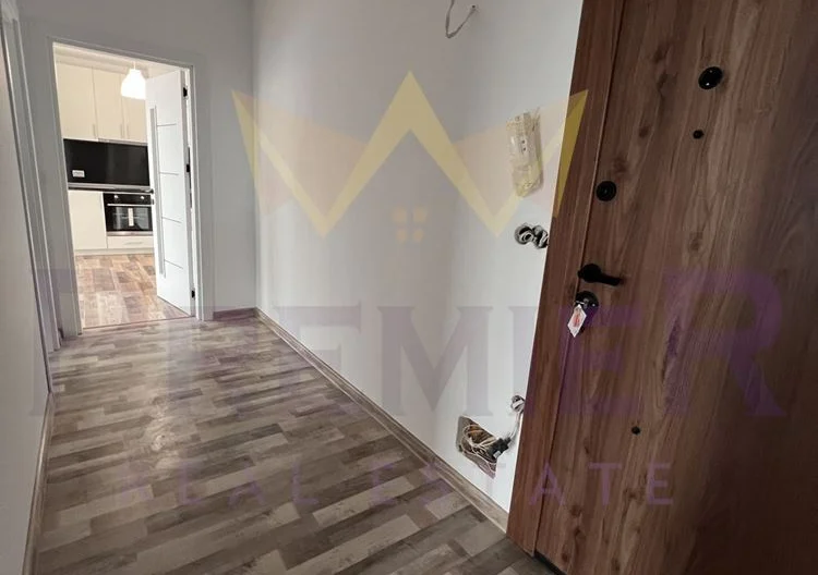 ТРИСТАЕН АПАРТАМЕНТ КАЙСИЕВА ГРАДИНА - - снимка 11 - Имоти Премиер