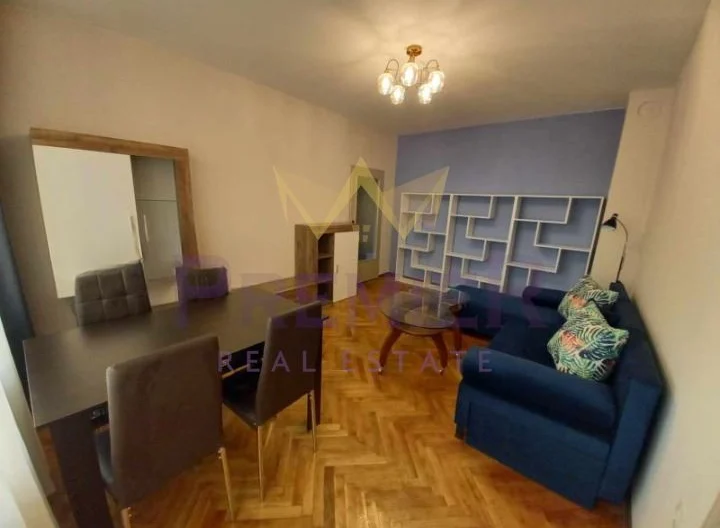 ТРИСТАЕН АПАРТАМЕНТ КАЙСИЕВА ГРАДИНА - - снимка 8 - Имоти Премиер