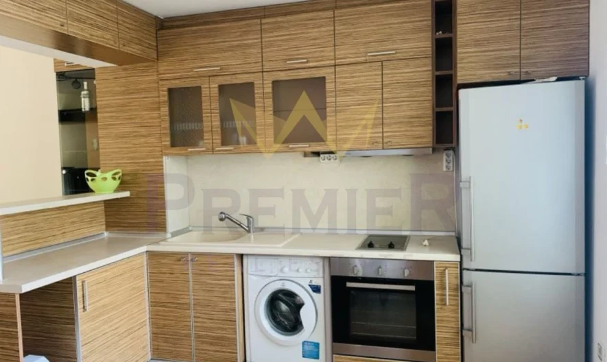 ТРИСТАЕН АПАРТАМЕНТ, КОЛХОЗЕН ПАЗАР -  - снимка 1 - Имоти Премиер