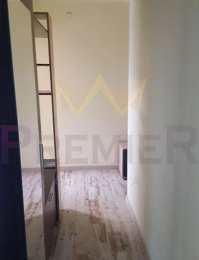 ТРИСТАЕН АПАРТАМЕНТ КОЛХОЗЕН ПАЗАР -  - снимка 10 - Имоти Премиер