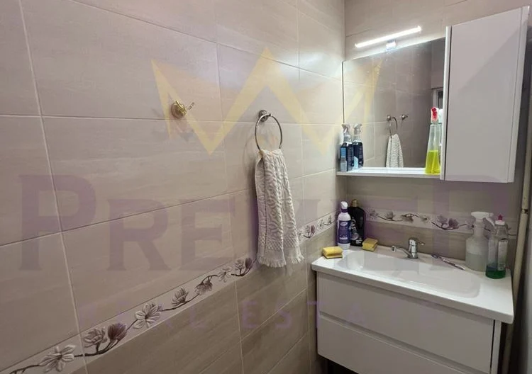 ТРИСТАЕН АПАРТАМЕНТ, КОЛХОЗЕН ПАЗАР -  - снимка 12 - Имоти Премиер