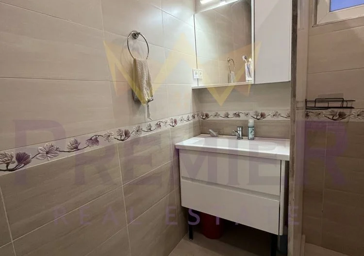 ТРИСТАЕН АПАРТАМЕНТ, КОЛХОЗЕН ПАЗАР -  - снимка 12 - Имоти Премиер