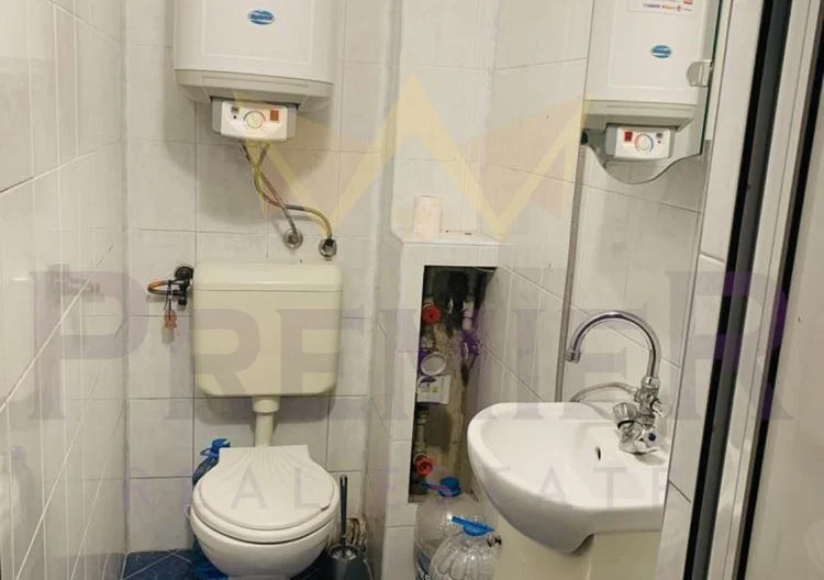 ТРИСТАЕН АПАРТАМЕНТ, КОЛХОЗЕН ПАЗАР -  - снимка 15 - Имоти Премиер