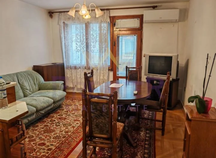 ТРИСТАЕН АПАРТАМЕНТ, КОЛХОЗЕН ПАЗАР - - снимка 4 - Имоти Премиер