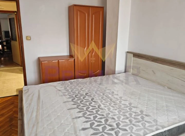 ТРИСТАЕН АПАРТАМЕНТ, КОЛХОЗЕН ПАЗАР -  - снимка 6 - Имоти Премиер