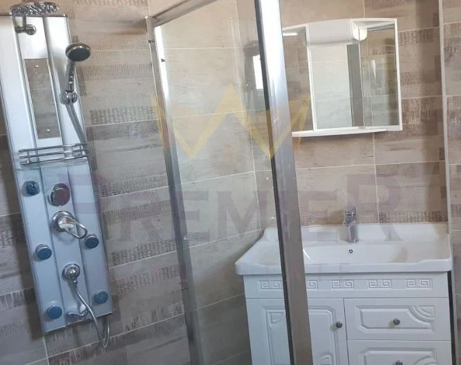 ТРИСТАЕН АПАРТАМЕНТ КОЛХОЗЕН ПАЗАР -  - снимка 7 - Имоти Премиер