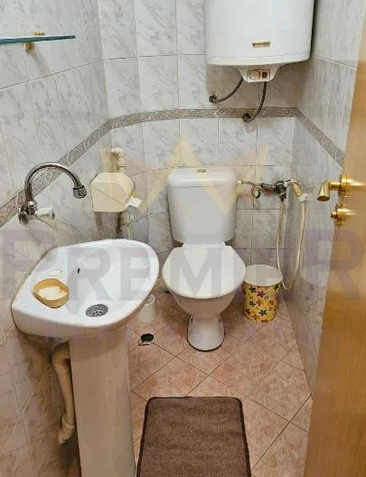 ТРИСТАЕН АПАРТАМЕНТ, КОЛХОЗЕН ПАЗАР -  - снимка 7 - Имоти Премиер