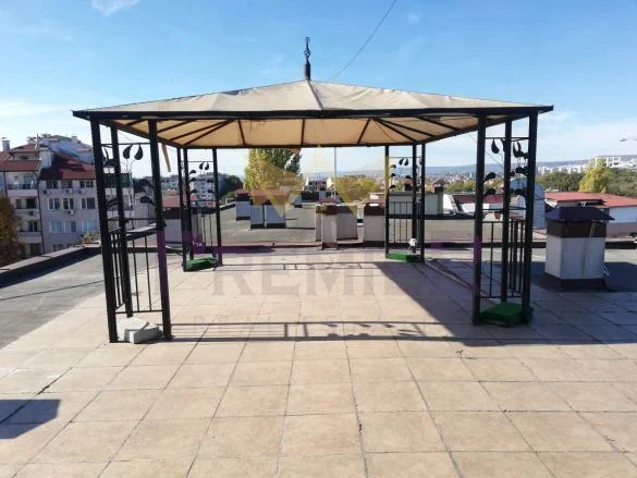 ТРИСТАЕН АПАРТАМЕНТ КОЛХОЗЕН ПАЗАР -  - снимка 8 - Имоти Премиер