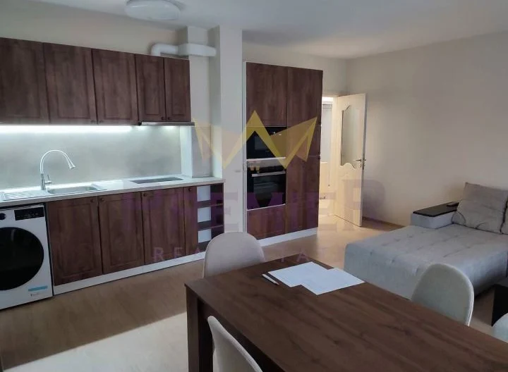 ТРИСТАЕН АПАРТАМЕНТ, КОНФУТО -  - снимка 1 - Имоти Премиер