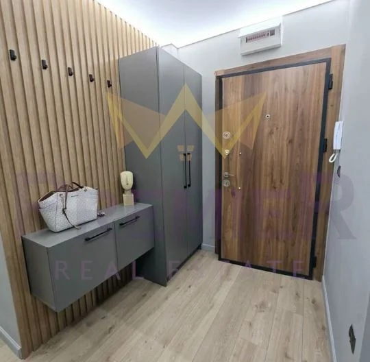 ТРИСТАЕН АПАРТАМЕНТ, КВ. БРИЗ - - снимка 8 - Имоти Премиер