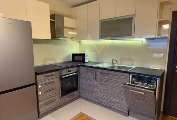 Агенция за недвижими имоти - Имоти Премиер - имот - 1157888, Цена: 700 EUR