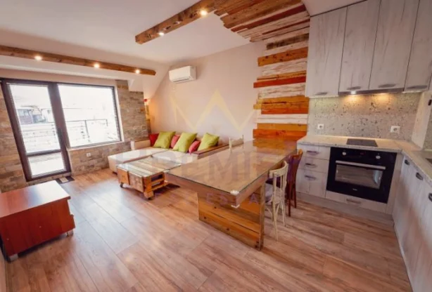 Агенция за недвижими имоти - Имоти Премиер - имот - 1203725, Цена: 720 EUR