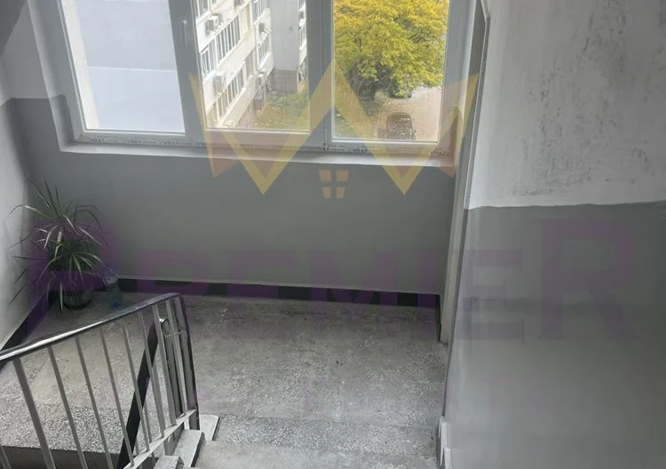 ТРИСТАЕН АПАРТАМЕНТ, КВ. ЛЕВСКИ -  - снимка 12 - Имоти Премиер