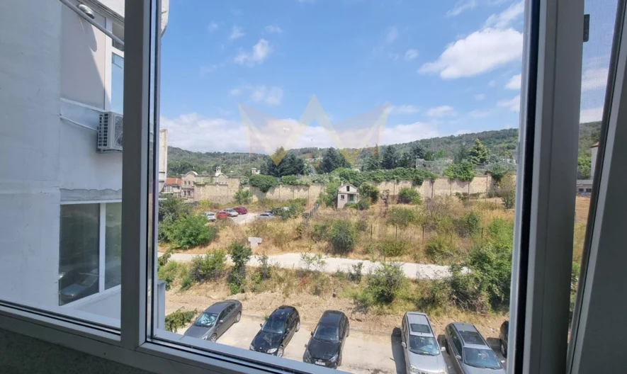 ТРИСТАЕН АПАРТАМЕНТ, КВ. ЛЕВСКИ -  - снимка 13 - Имоти Премиер