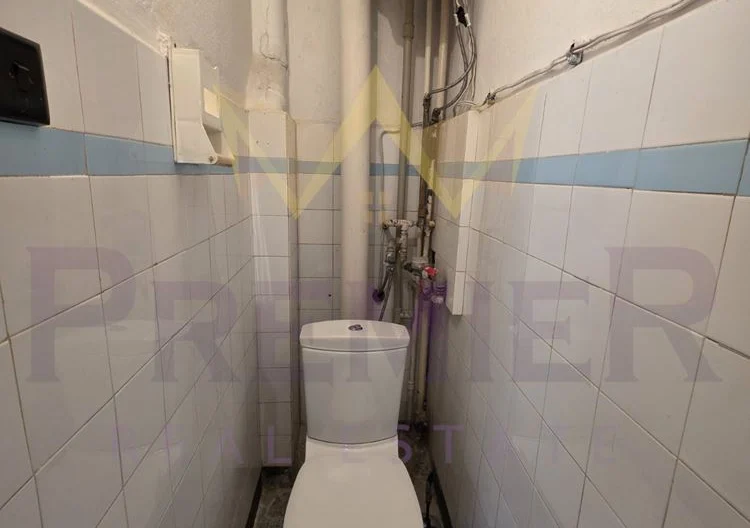 Тристаен апартамент, кв. Левски -  - снимка 14 - Имоти Премиер