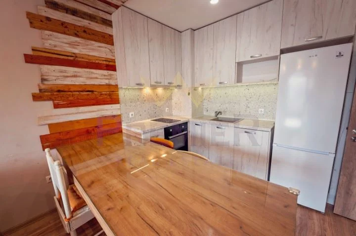 ТРИСТАЕН АПАРТАМЕНТ, КВ. ЛЕВСКИ -  - снимка 2 - Имоти Премиер