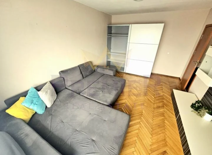 ТРИСТАЕН АПАРТАМЕНТ, КВ. ЛЕВСКИ - - снимка 3 - Имоти Премиер