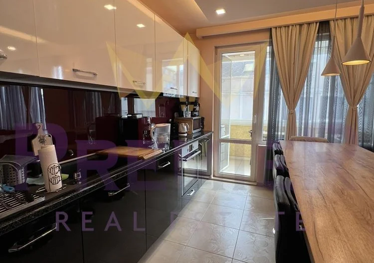 ТРИСТАЕН АПАРТАМЕНТ, КВ. ЛЕВСКИ -  - снимка 3 - Имоти Премиер