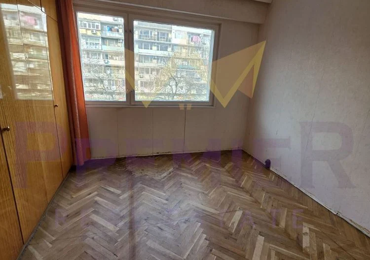 Тристаен апартамент, кв. Левски -  - снимка 4 - Имоти Премиер