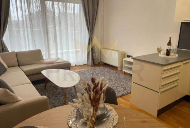 Агенция за недвижими имоти - Имоти Премиер - имот - 1183100, Цена: 325000 EUR