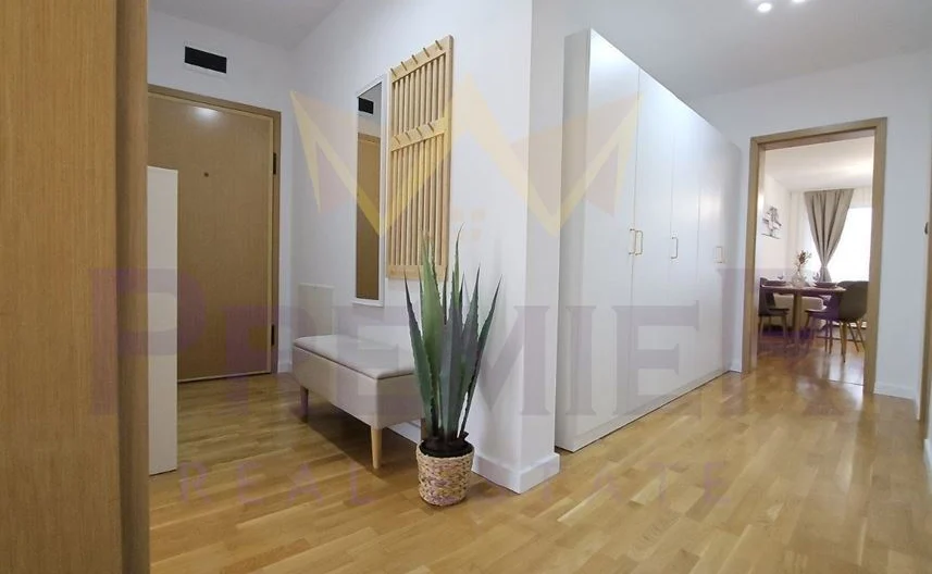 Тристаен апартамент кв.Витоша -  - снимка 10 - Имоти Премиер