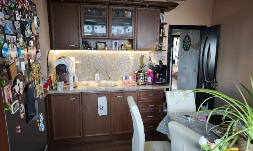 Тристаен апартамент Кючук Париж -  - снимка 2 - Имоти Премиер