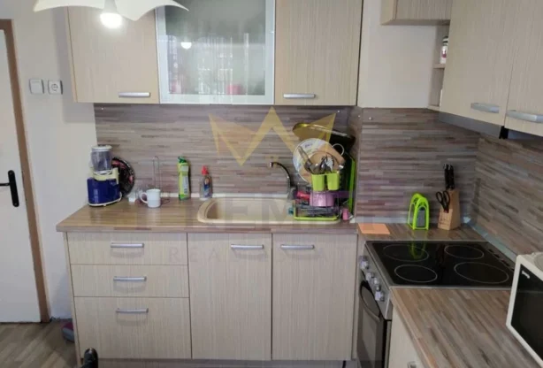 Агенция за недвижими имоти - Имоти Премиер - имот - 1196272, Цена: 430 EUR