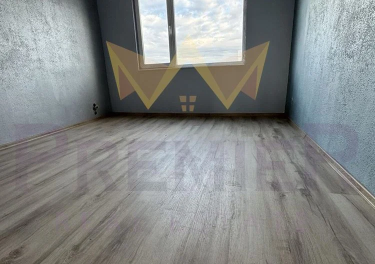 Тристаен апартамент ЛЕВСКИ -  - снимка 1 - Имоти Премиер