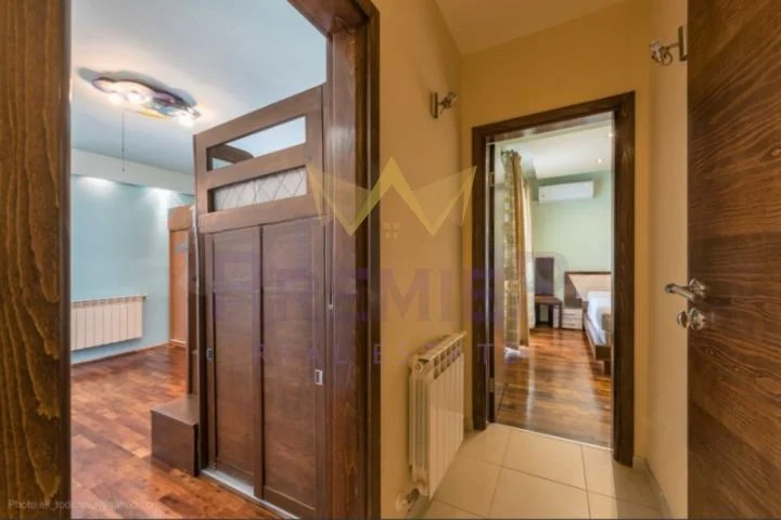 ТРИСТАЕН АПАРТАМЕНТ ЛЕВСКИ -  - снимка 16 - Имоти Премиер