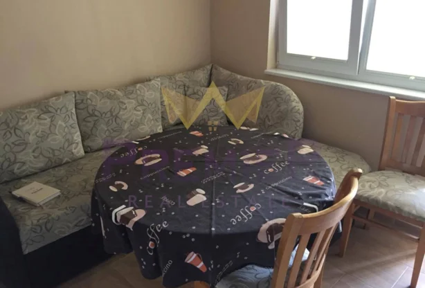 ТРИСТАЕН АПАРТАМЕНТ ЛЕВСКИ -  - снимка 2 - Имоти Премиер