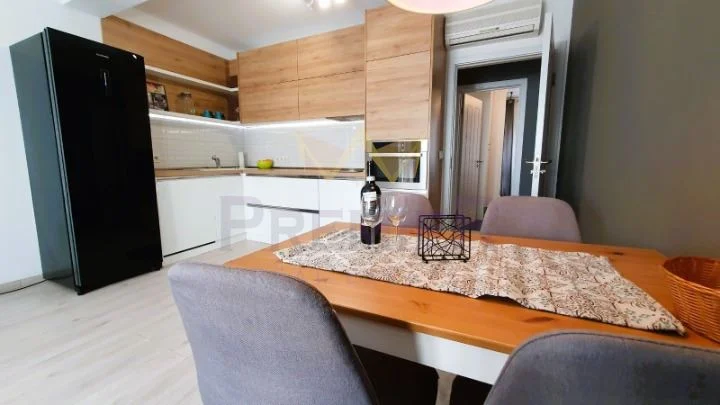 ТРИСТАЕН АПАРТАМЕНТ, ЛЯТНО КИНО ТРАКИЯ - - снимка 1 - Имоти Премиер