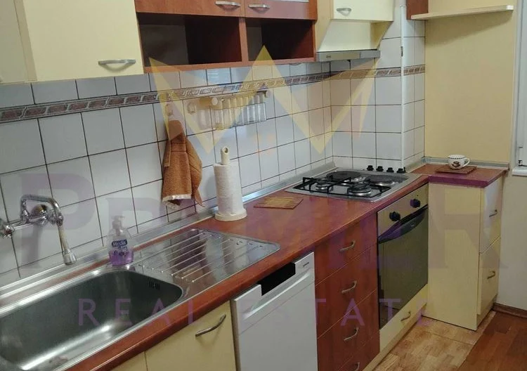 ТРИСТАЕН АПАРТАМЕНТ, ЛЯТНО КИНО ТРАКИЯ - - снимка 1 - Имоти Премиер