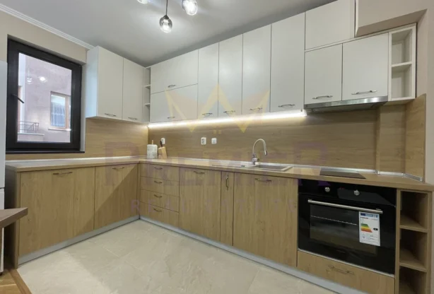 Агенция за недвижими имоти - Имоти Премиер - имот - 1154215, Цена: 850 EUR