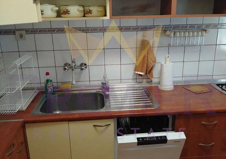 ТРИСТАЕН АПАРТАМЕНТ, ЛЯТНО КИНО ТРАКИЯ - - снимка 2 - Имоти Премиер