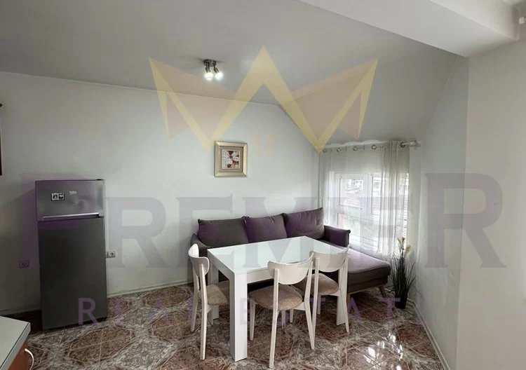 ТРИСТАЕН АПАРТАМЕНТ, ЛЯТНО КИНО ТРАКИЯ -  - снимка 2 - Имоти Премиер