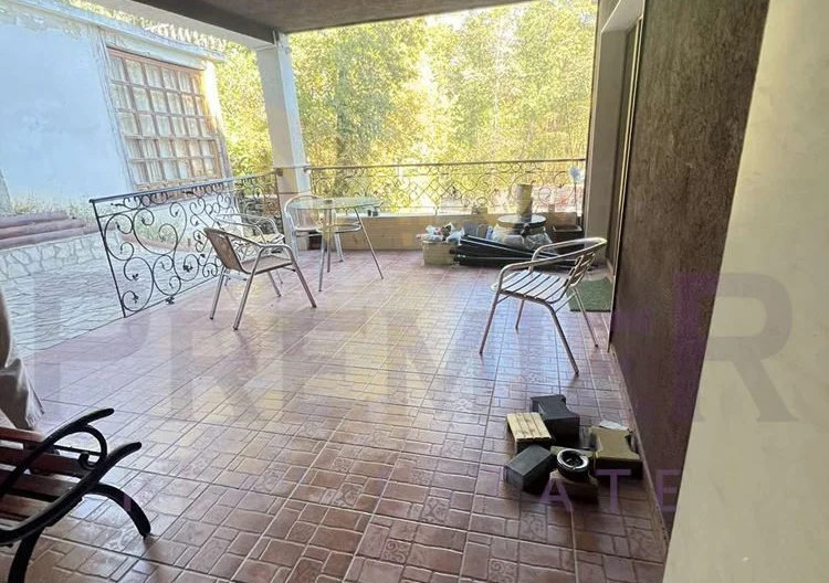 Тристаен апартамент, м-т Ален Мак-165 кв.м. - - снимка 4 - Имоти Премиер