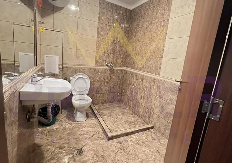 Тристаен апартамент, м-т Ален Мак-165 кв.м. - - снимка 6 - Имоти Премиер