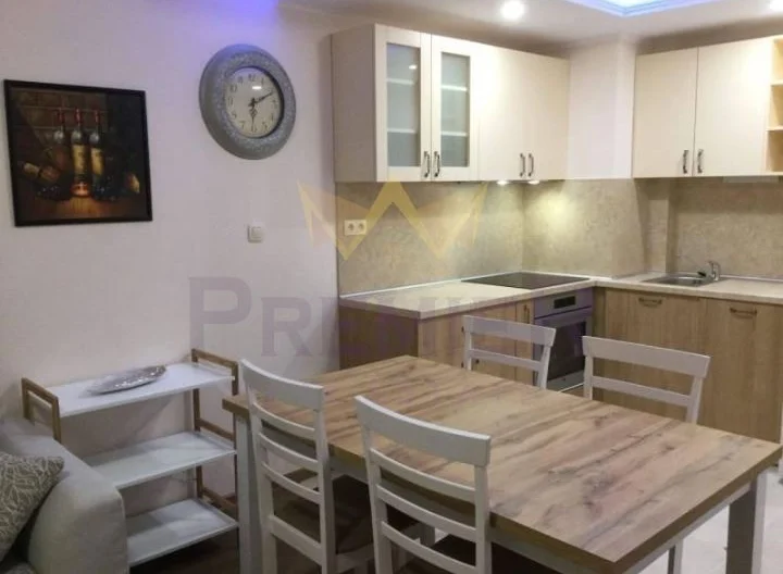 ТРИСТАЕН АПАРТАМЕНТ М-Т КАБАКУМ - - снимка 1 - Имоти Премиер