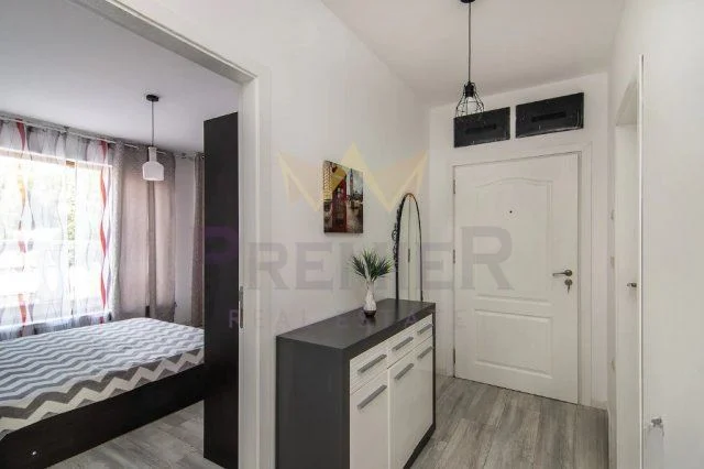 ТРИСТАЕН АПАРТАМЕНТ М-Т КАБАКУМ - - снимка 4 - Имоти Премиер