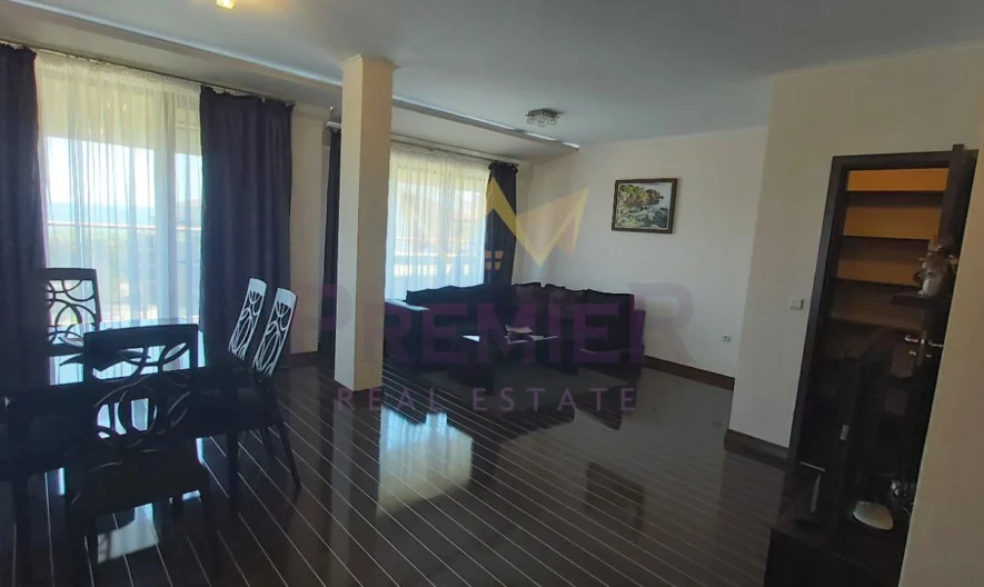 Тристаен апартамент на брега на морето - - снимка 3 - Имоти Премиер