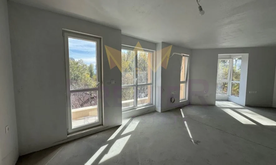 Тристаен апартамент на бул.Костантин Величков81 -  - снимка 1 - Имоти Премиер