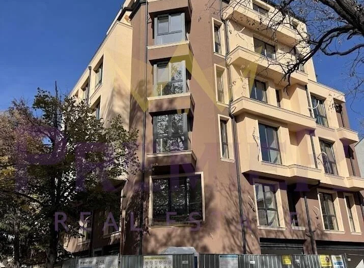 Тристаен апартамент на бул.Костантин Величков81 -  - снимка 11 - Имоти Премиер