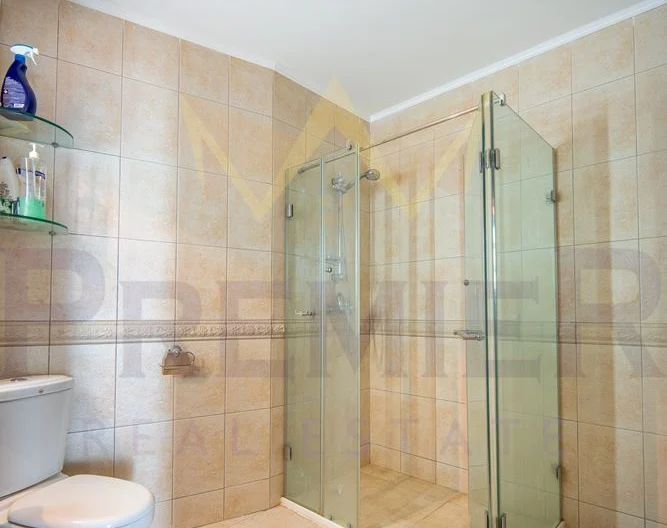 Тристаен апартамент на метри от морето - - снимка 13 - Имоти Премиер