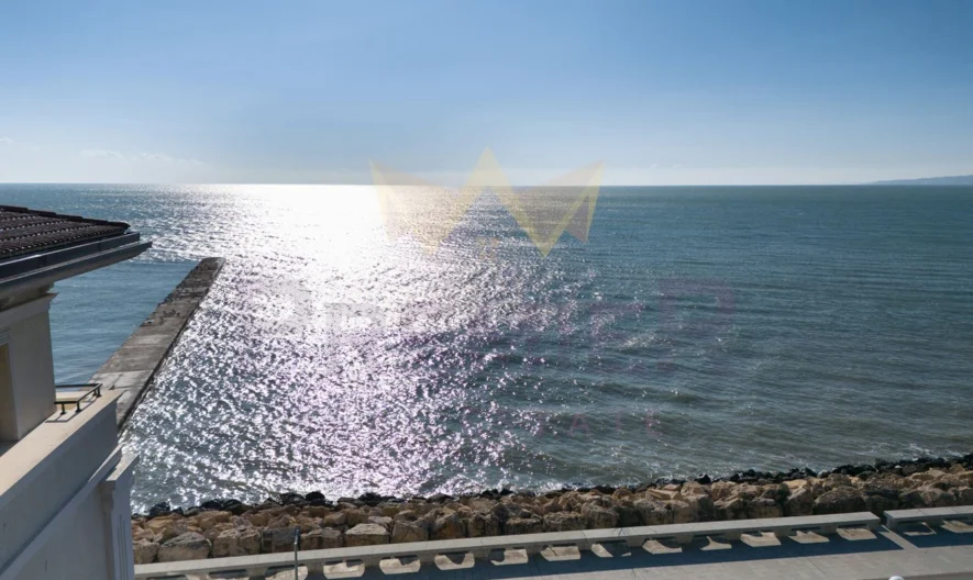 Тристаен апартамент на метри от морето -  - снимка 19 - Имоти Премиер