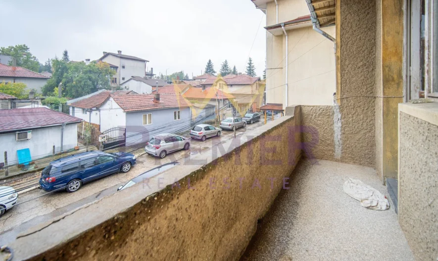 Тристаен апартамент на метри от парка на град Добрич - - снимка 15 - Имоти Премиер