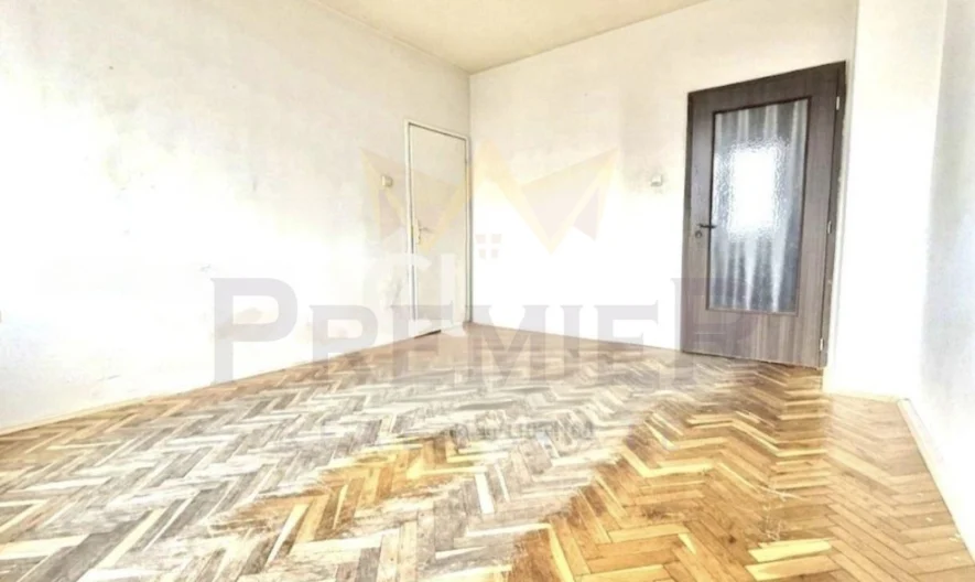 Тристаен апартамент на ул.Васил Априлов 100 -  - снимка 7 - Имоти Премиер