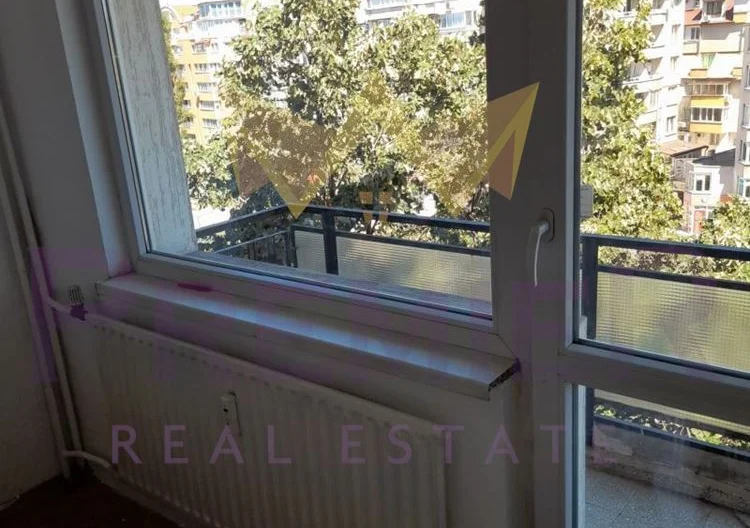 Тристаен апартамент Оборище -  - снимка 8 - Имоти Премиер